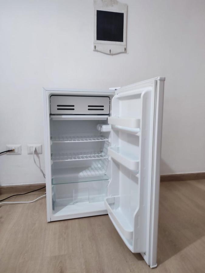 Rooms For Rent 67 萨萨里 外观 照片