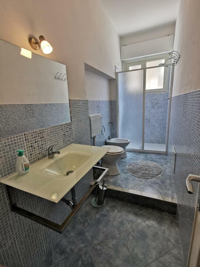 Rooms For Rent 67 萨萨里 外观 照片